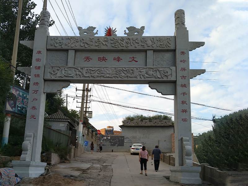 祠堂石牌楼